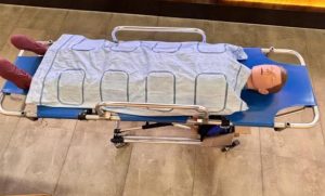 Self-heating-8-Panels-Blanket-for-First-Aid